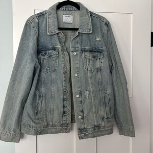 Old Navy distressed light washed denim jacket
